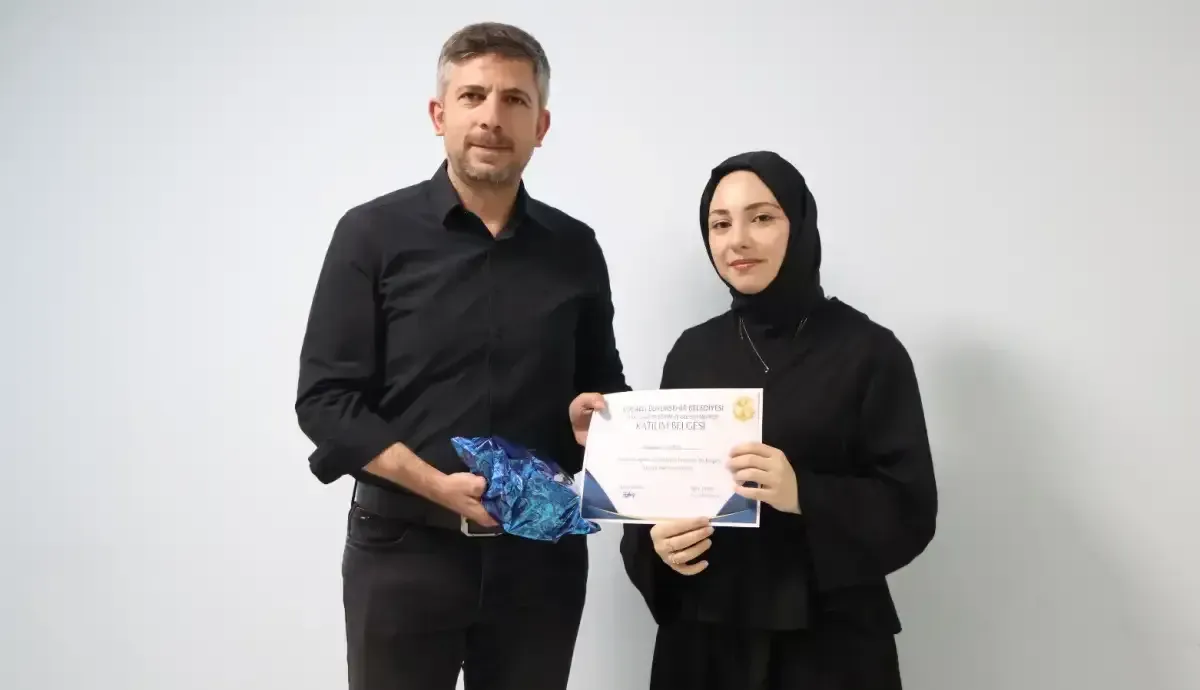 Beyaz Kalpler’de mezuniyet coşkusu!