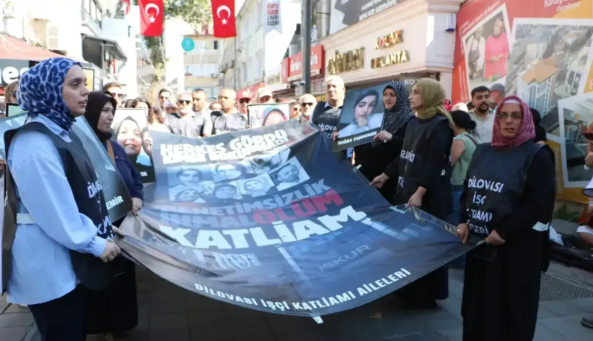 Dilovası aileleri Gebze Kent Meydanı'na yürüdü