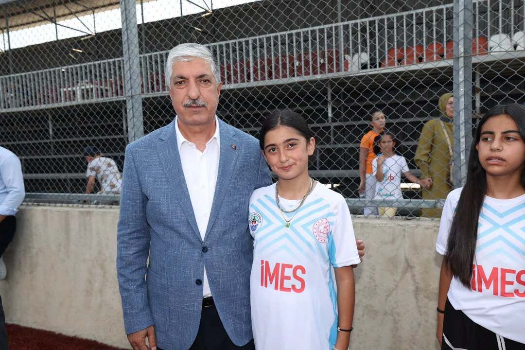 Dilovası'nda yüzlerce çocuk Yaz Spor Okulları'nda buluştu
