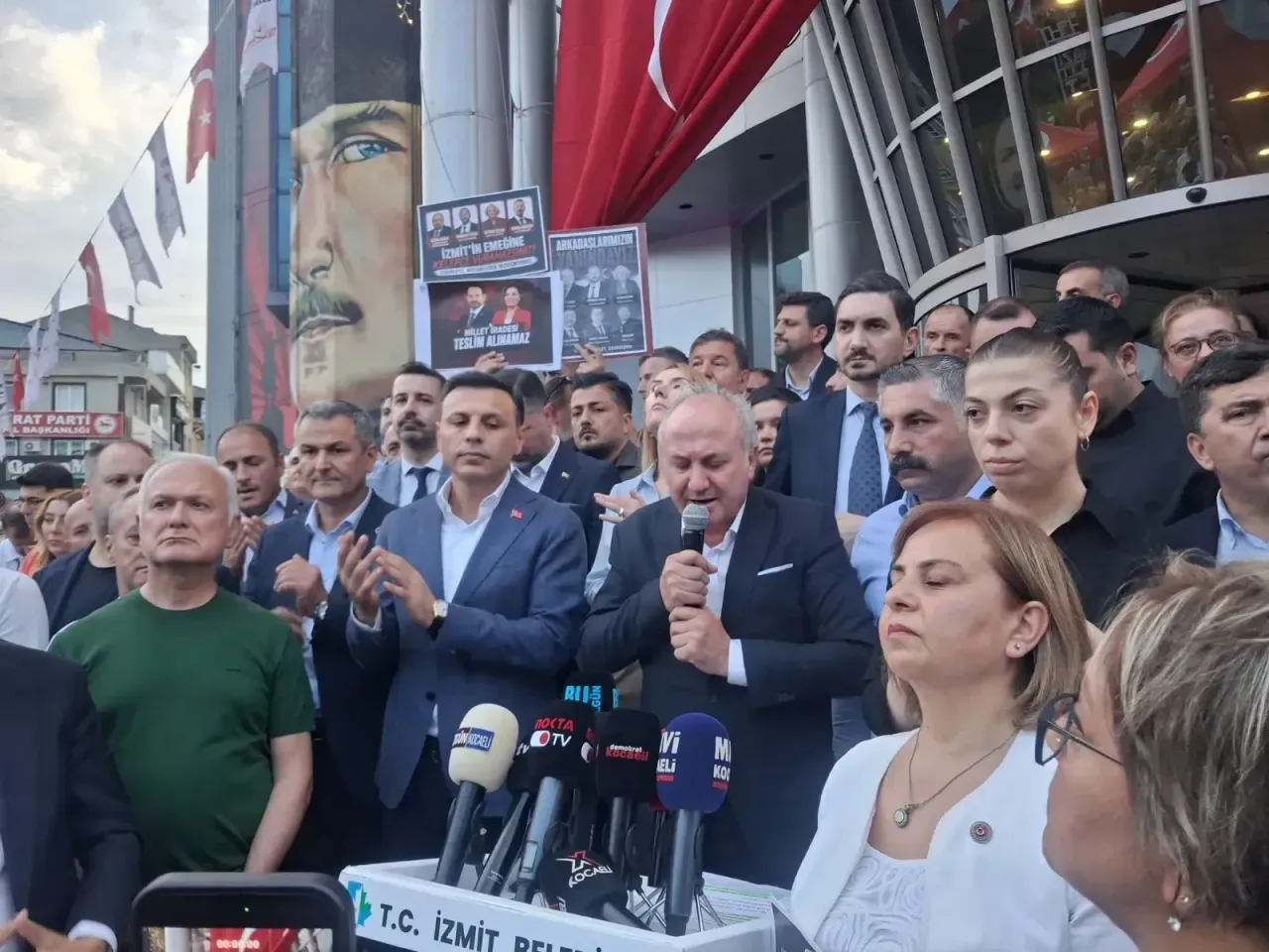 Arcan: İzmit geri adım atmayacak, halkın iradesini savunmayı sürdüreceğiz