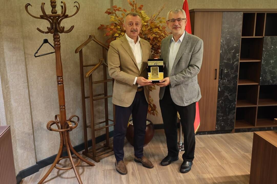 IGMG Kocaeli Şubesi’nden Başkan Büyükakın’a ziyaret