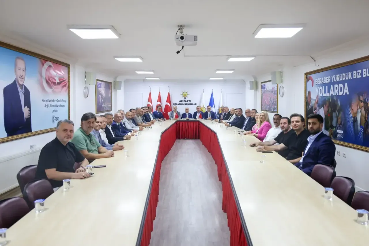AK Parti’nin İzmit Belediye Başkanvekili Adayı Hayrettin Ünlü