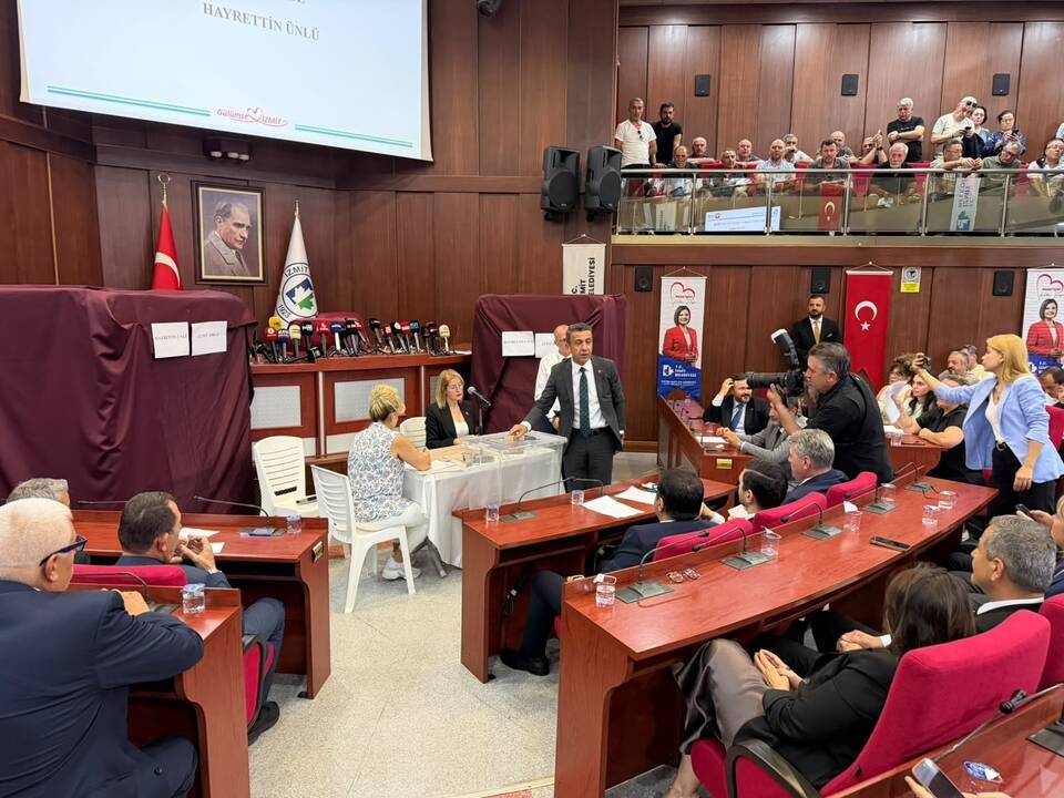 İzmit’te İlk Turun Galibi Lütfü Obuz! Seçim İkinci Tura Kaldı