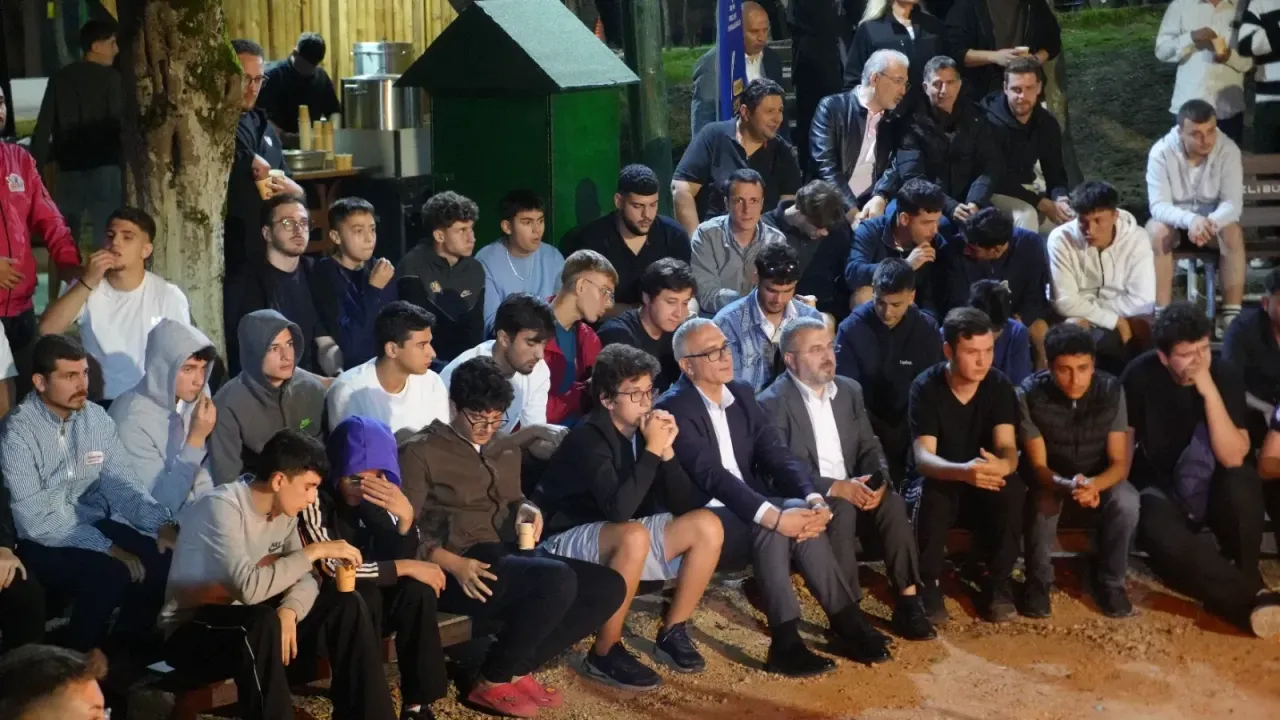 AK Parti’nin İnsan Hakları Kampı Kocaeli’de başladı