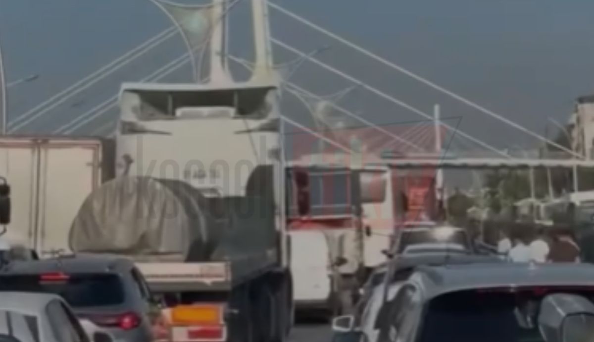 Kocaeli’de ulaşım felç! Ekipler seferber oldu