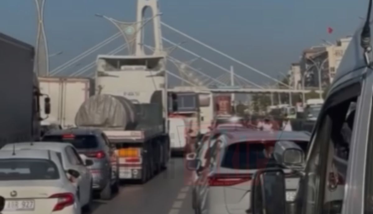Kocaeli’de ulaşım felç! Ekipler seferber oldu