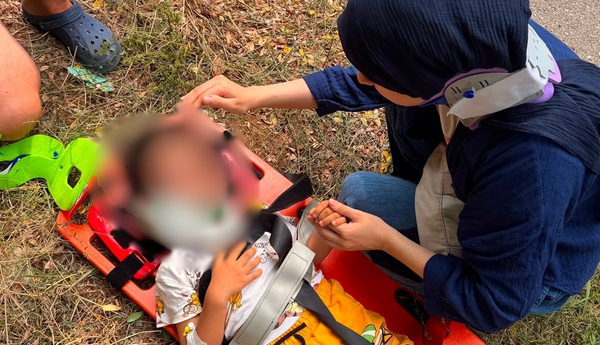 Kandıra’da can pazarı! 2 otomobil çarpıştı, 6 kişi yaralı