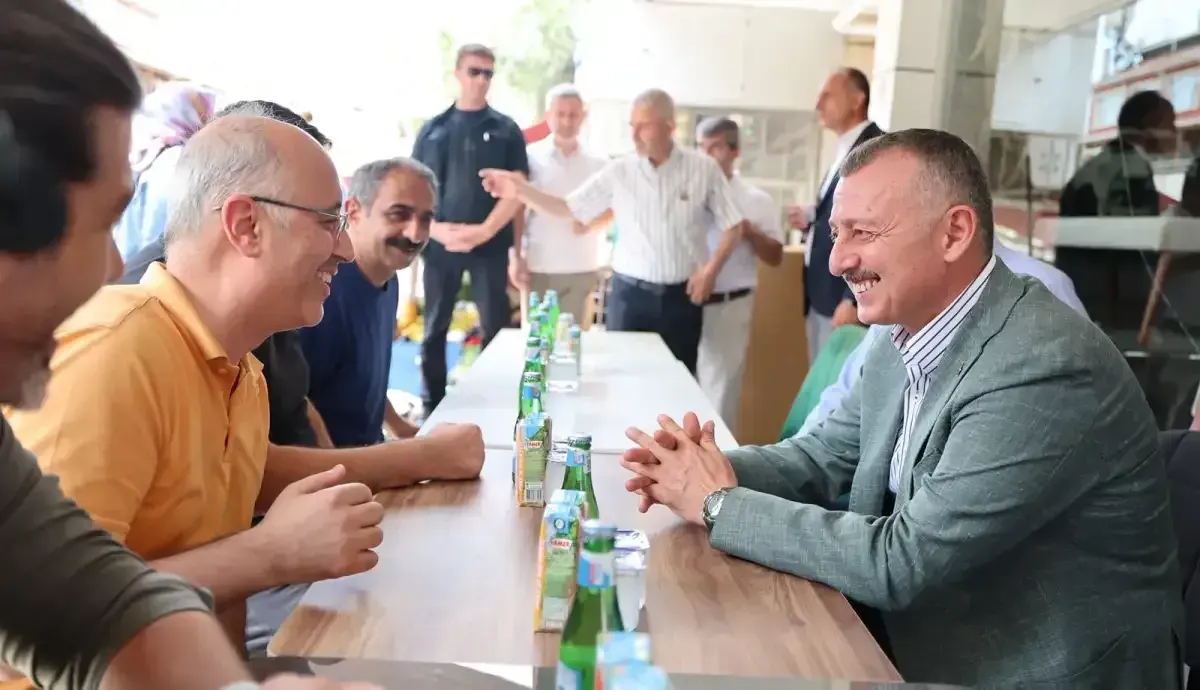 Büyükakın Gebze'de esnafların sesine kulak verdi