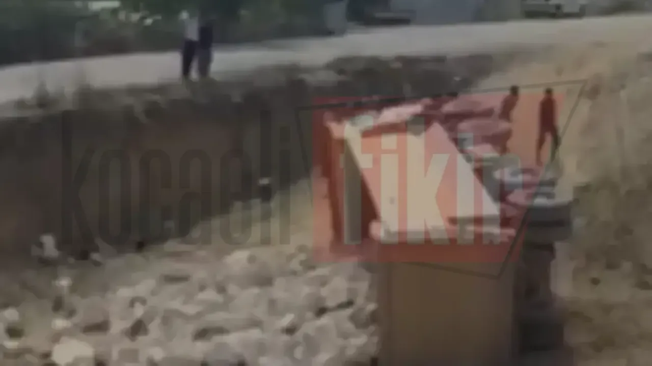 Sekbanlı'da korku dolu anlar: Kamyon devrildi