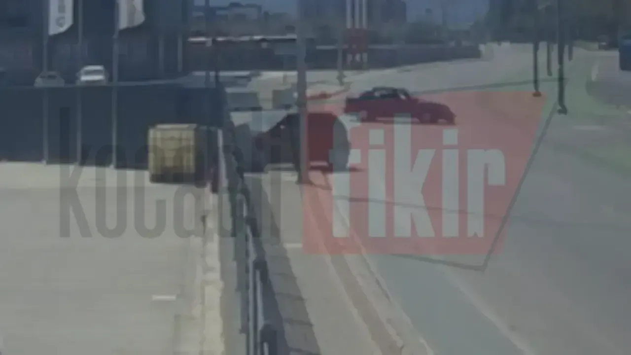 Alikahya’da korku dolu anlar! Çarpışan araç konteynere uçtu