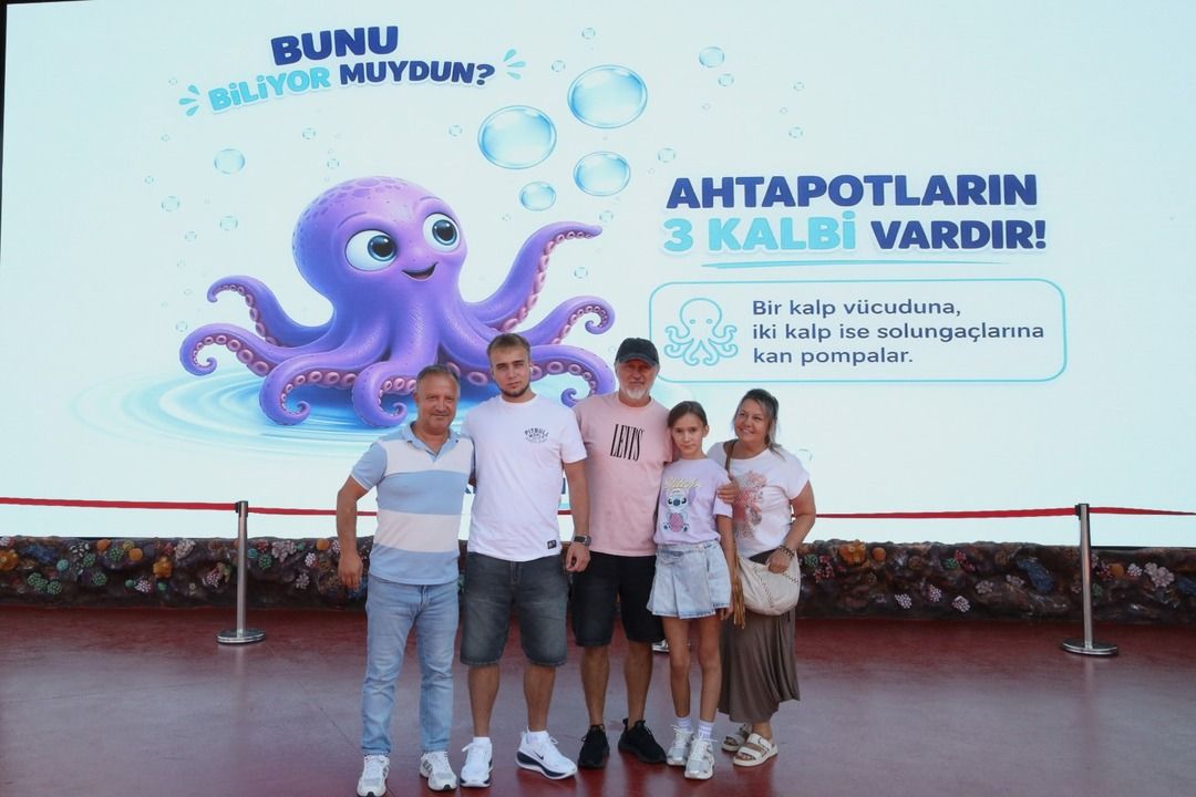 Kaan Dobra Körfez Aqua’yı gezdi! Su altında Kocaelispor sürprizi