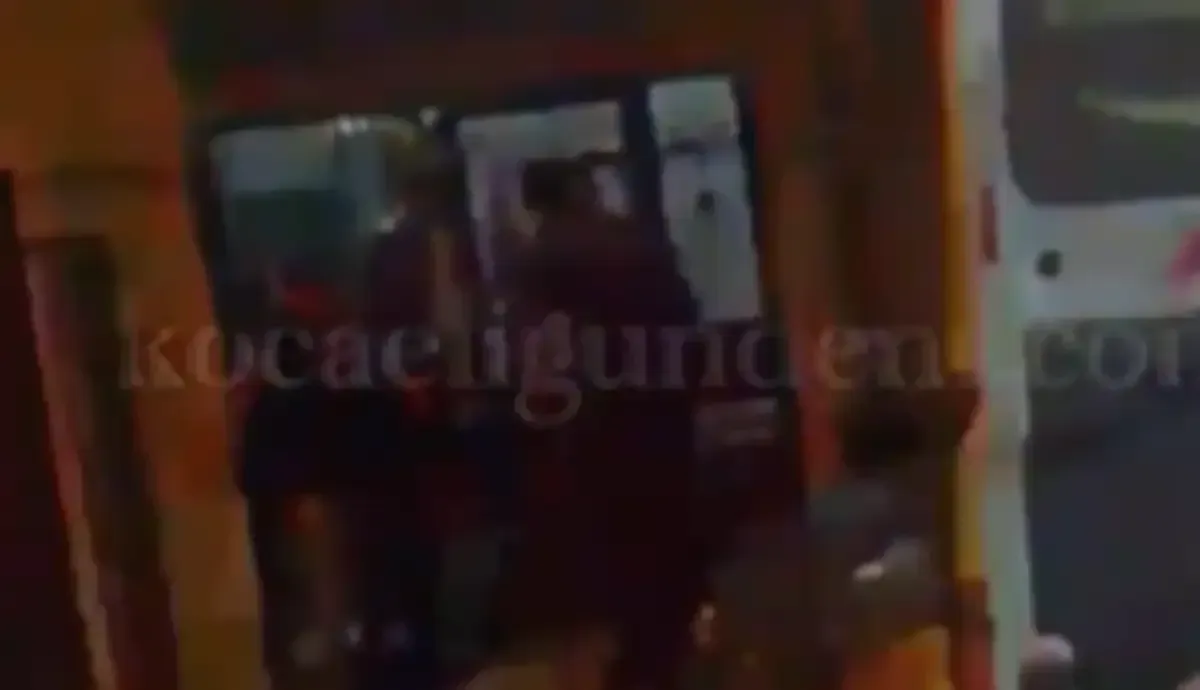 İzmitin tanınan ismi eşine 4 kurşun sıktı