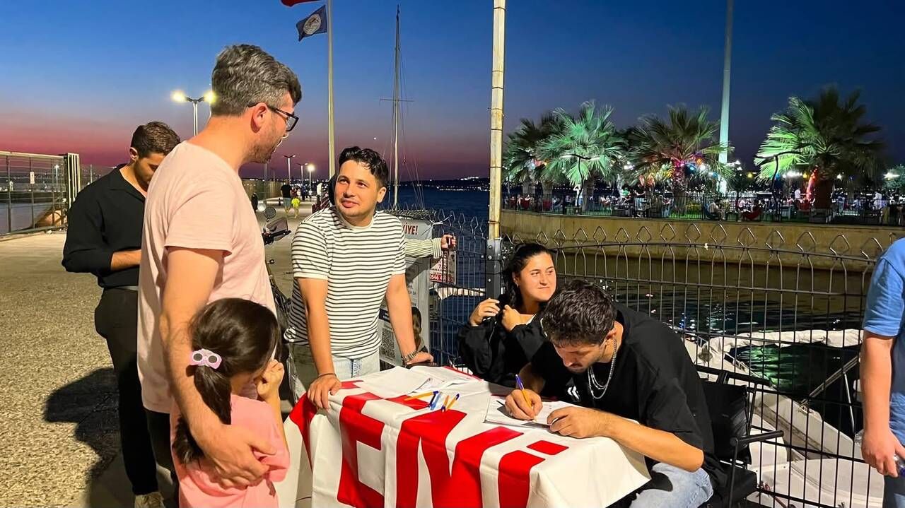 YENİ Parti’nin çalışmaları CHP'nin hesabından paylaşıldı!