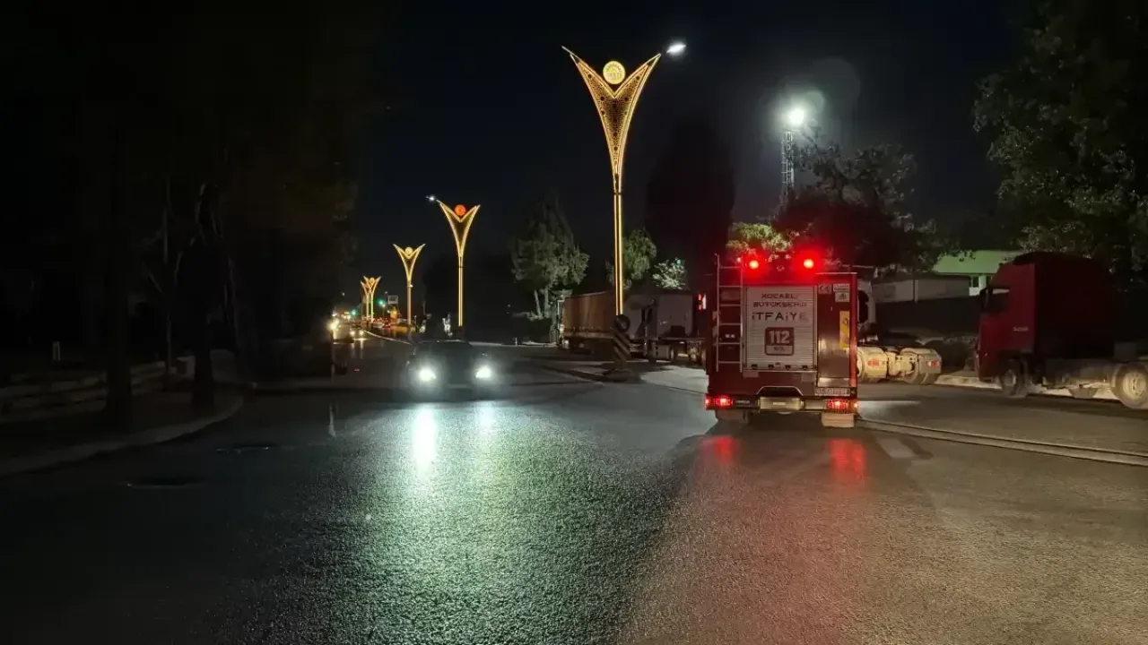 Gebze’de Fabrikada Nitrik Asit Alarmı