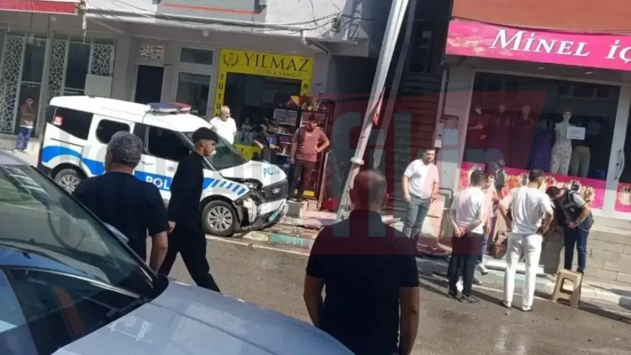 Dilovası’nda olaylı gözaltı: Kelepçeli şüpheli polis aracına kaza yaptırdı