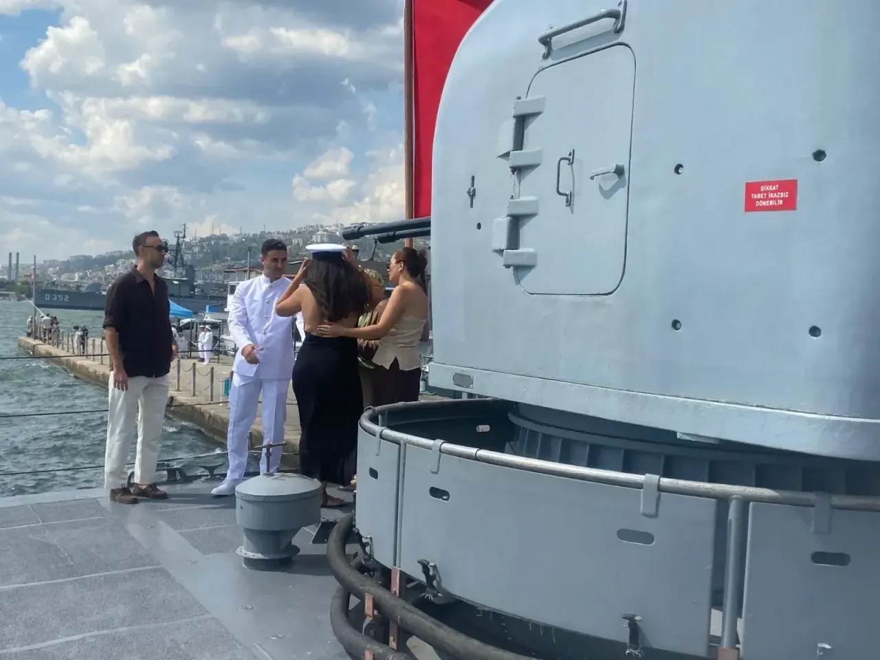 Zafer Bayramı’nda TCG Doğan’a yoğun ilgi