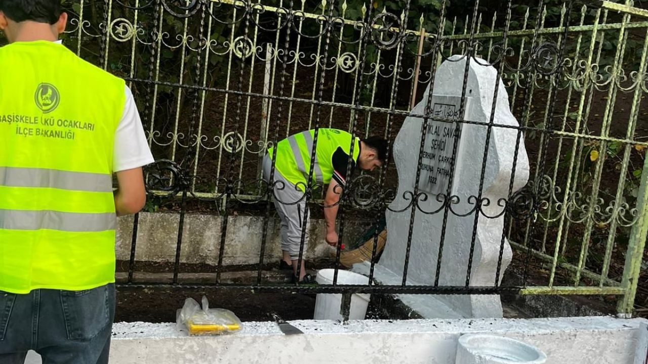 Başiskele'de ecdada vefa! İstiklal Savaşı şehidinin kabri yenilendi