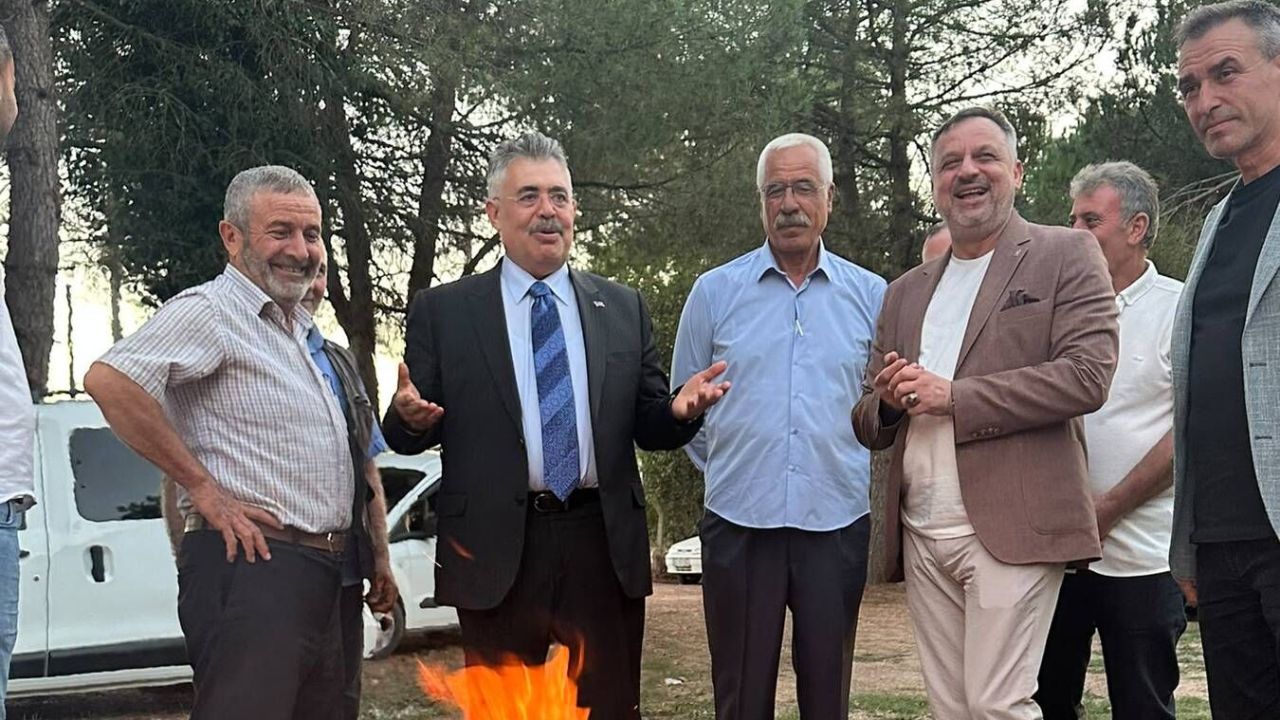 Tipioğlu Akmeşe’de muhtarların sofrasına konuk oldu