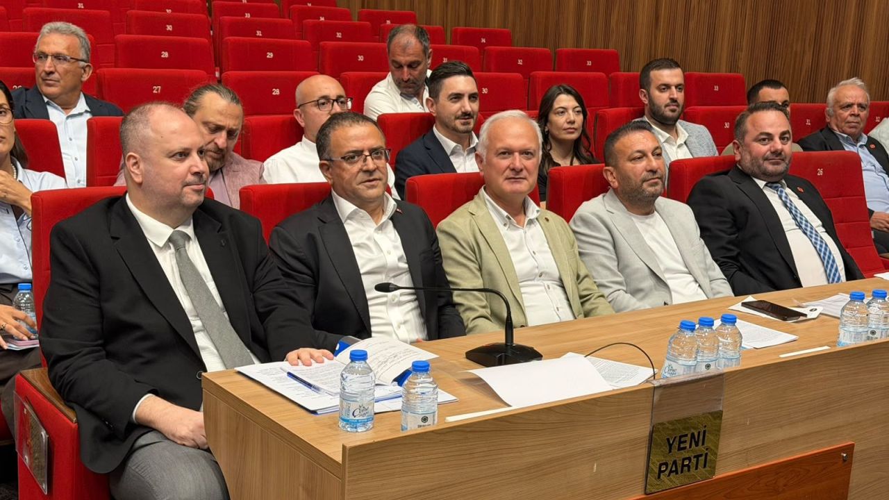 Büyükşehir Meclisi’nde dikkat çeken değişiklik: Komisyonlar yeniden seçildi