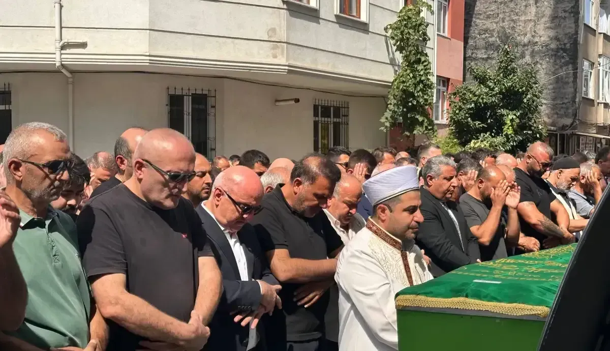 Darıca yasta: Ders başı yapamadan hayatını kaybetti