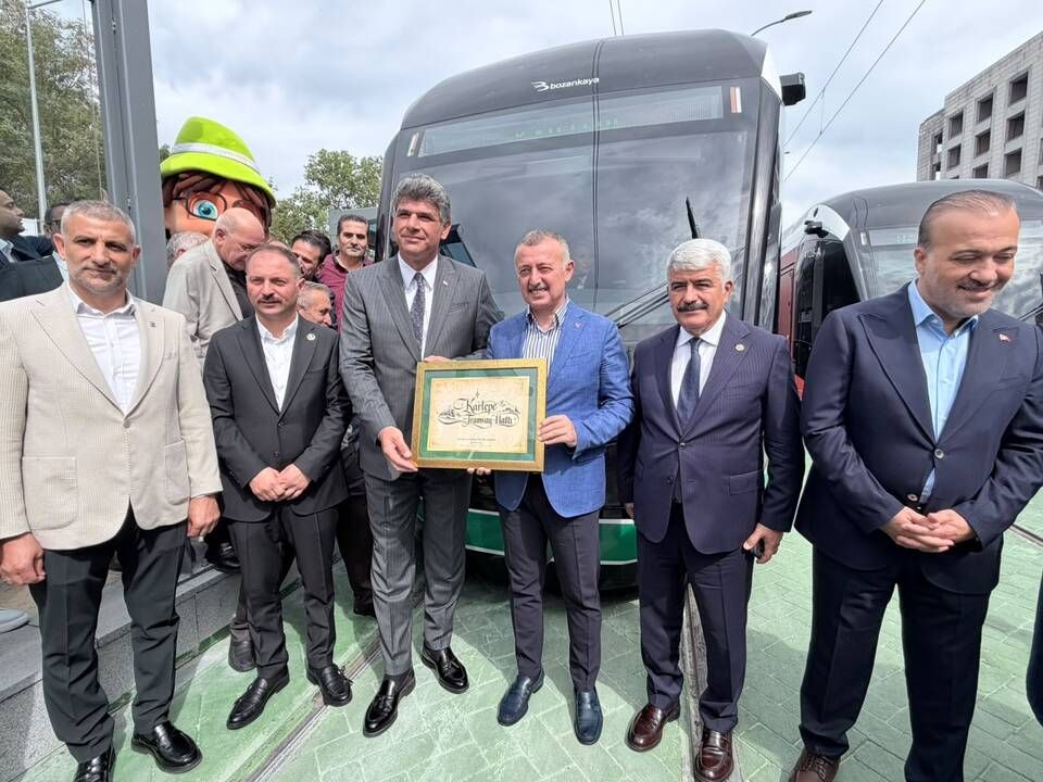 Kartepe tramvaya kavuştu! İlk sefer bugün yapıldı