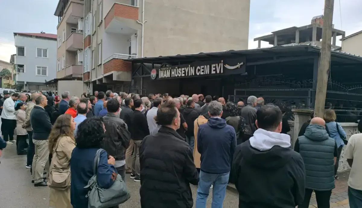 Avukat Kazım Bora Yıldız son yolculuğuna uğurlandı
