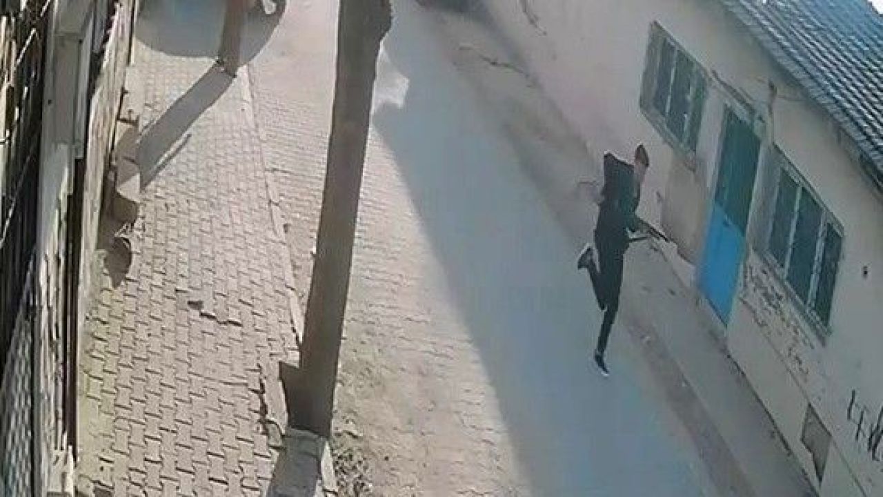Manisa'da okula silahlı saldırı! Öğrenciler yaralandı