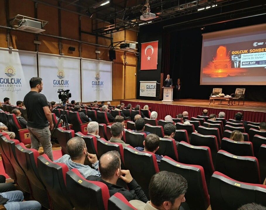Rifat Sait Gölcük’te Balkanlar’ı anlattı! Türkiye’nin bölgedeki rolüne dikkat çekti