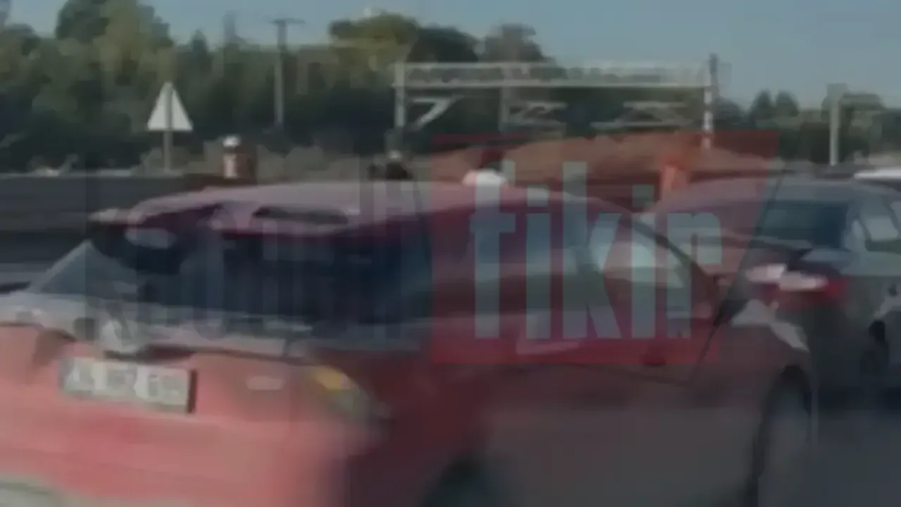 Kirazlıyalı'da sabah trafiği karıştı: 5 araçlı zincirleme kaza