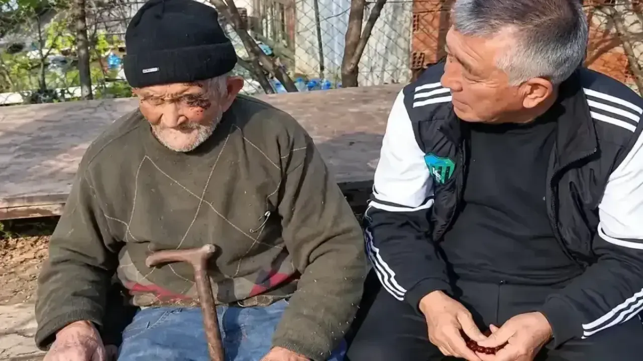 Orhan Dönmez'in babası hayatını kaybetti