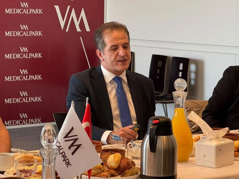 Prof. Dr. Gültekin anlattı: Diz ve kalça ameliyatlarında kişiye özel planlama