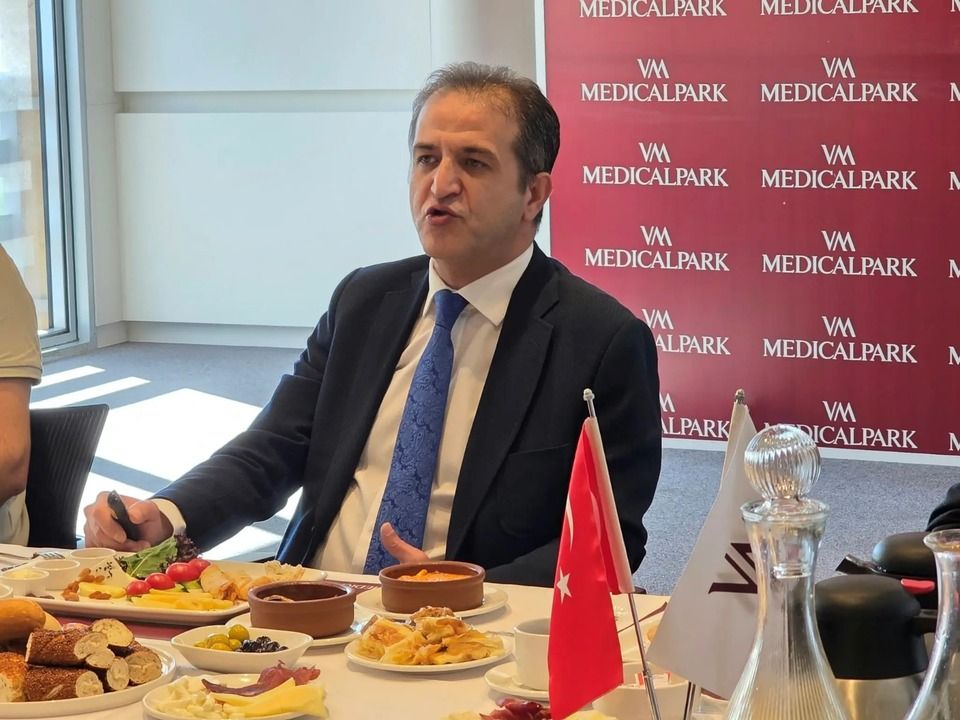 Prof. Dr. Gültekin anlattı: Diz ve kalça ameliyatlarında kişiye özel planlama