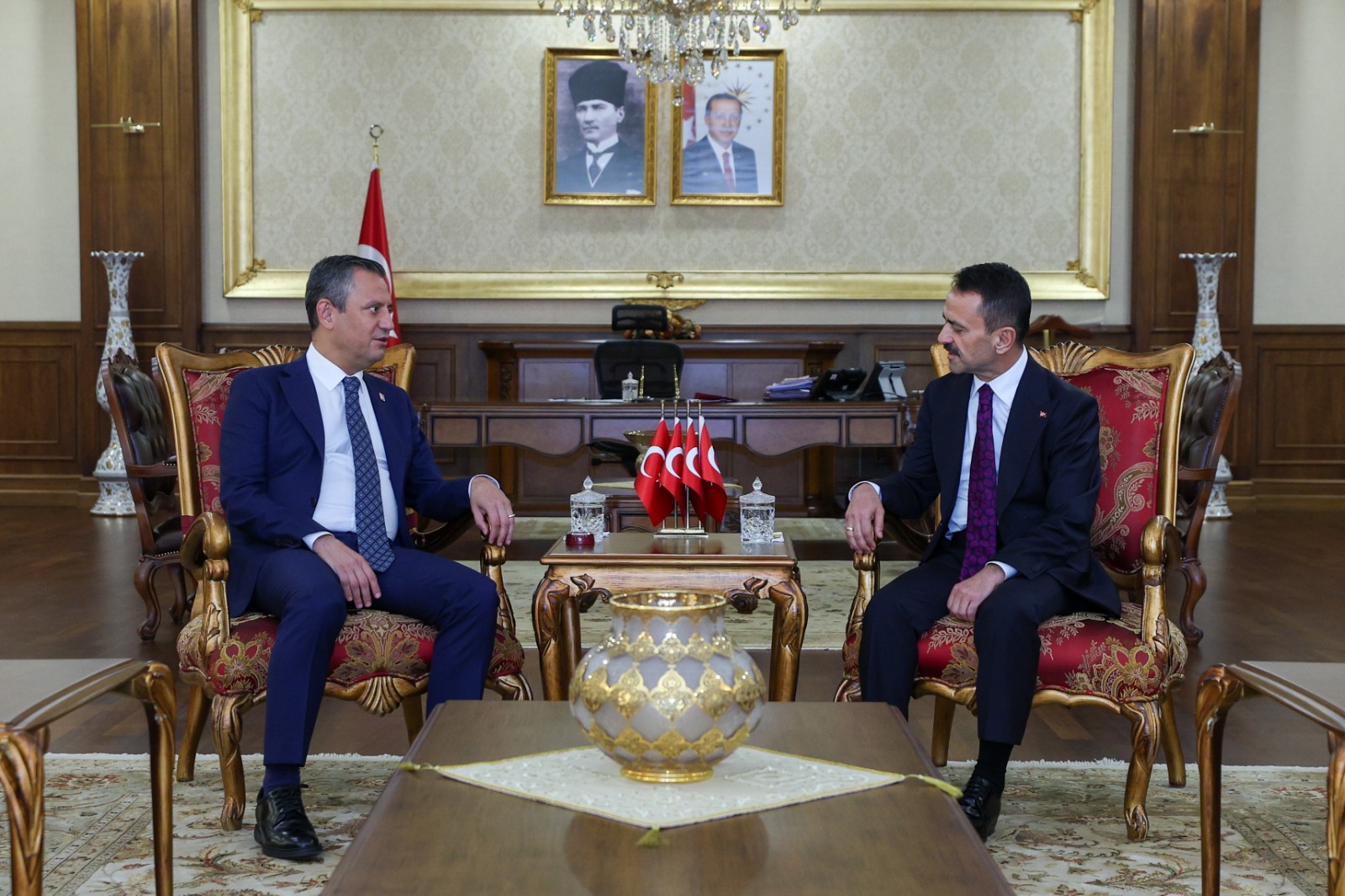 Bir dizi program ve açılış için Kocaeli'ye gelen CHP Genel