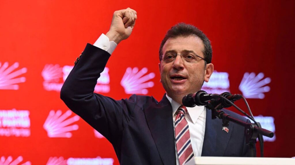İBB Başkanı Ekrem İmamoğlu, hakkındaki davaya ilişkin açıklama yaptı.

