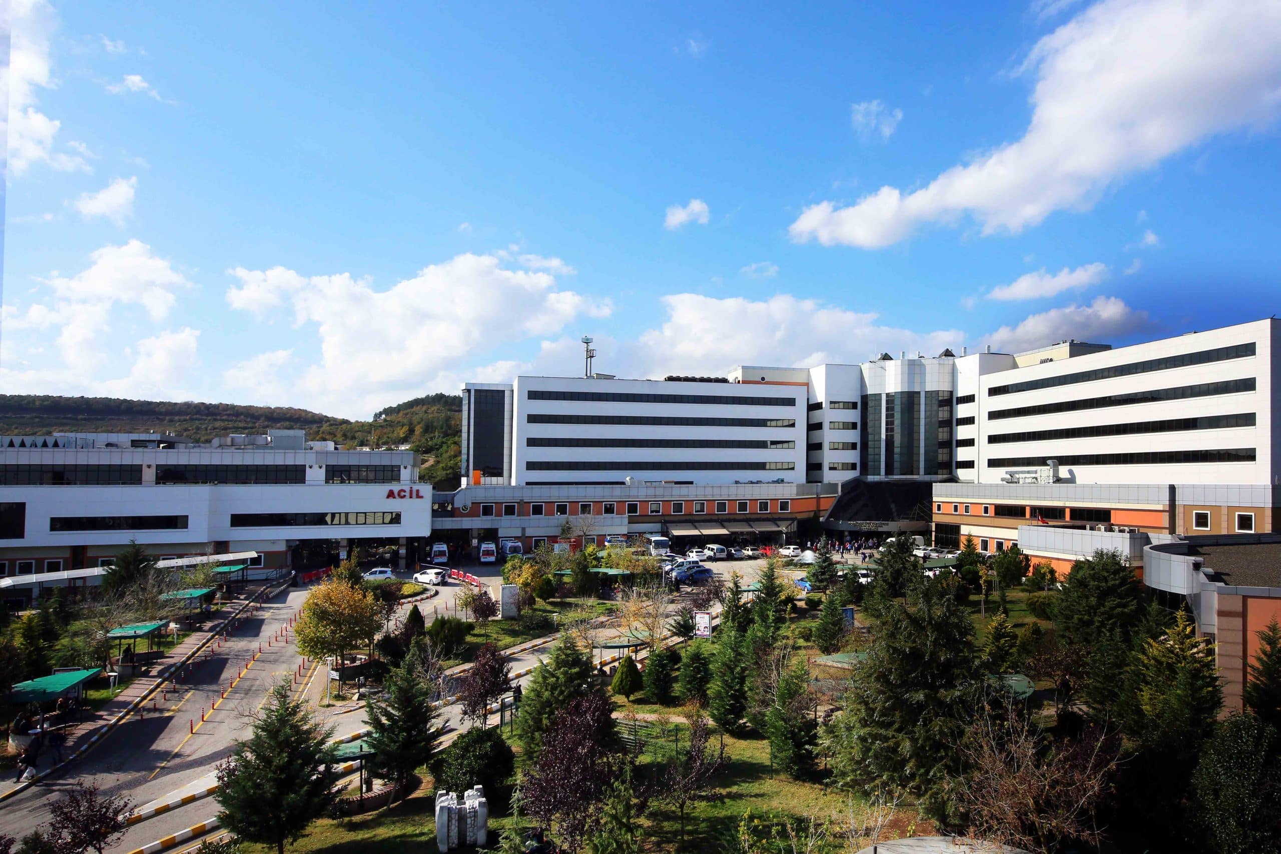 Kocaeli Üniversitesi, çevre dostu ve sürdürülebilir enerji politikaları doğrultusunda yürüttüğü