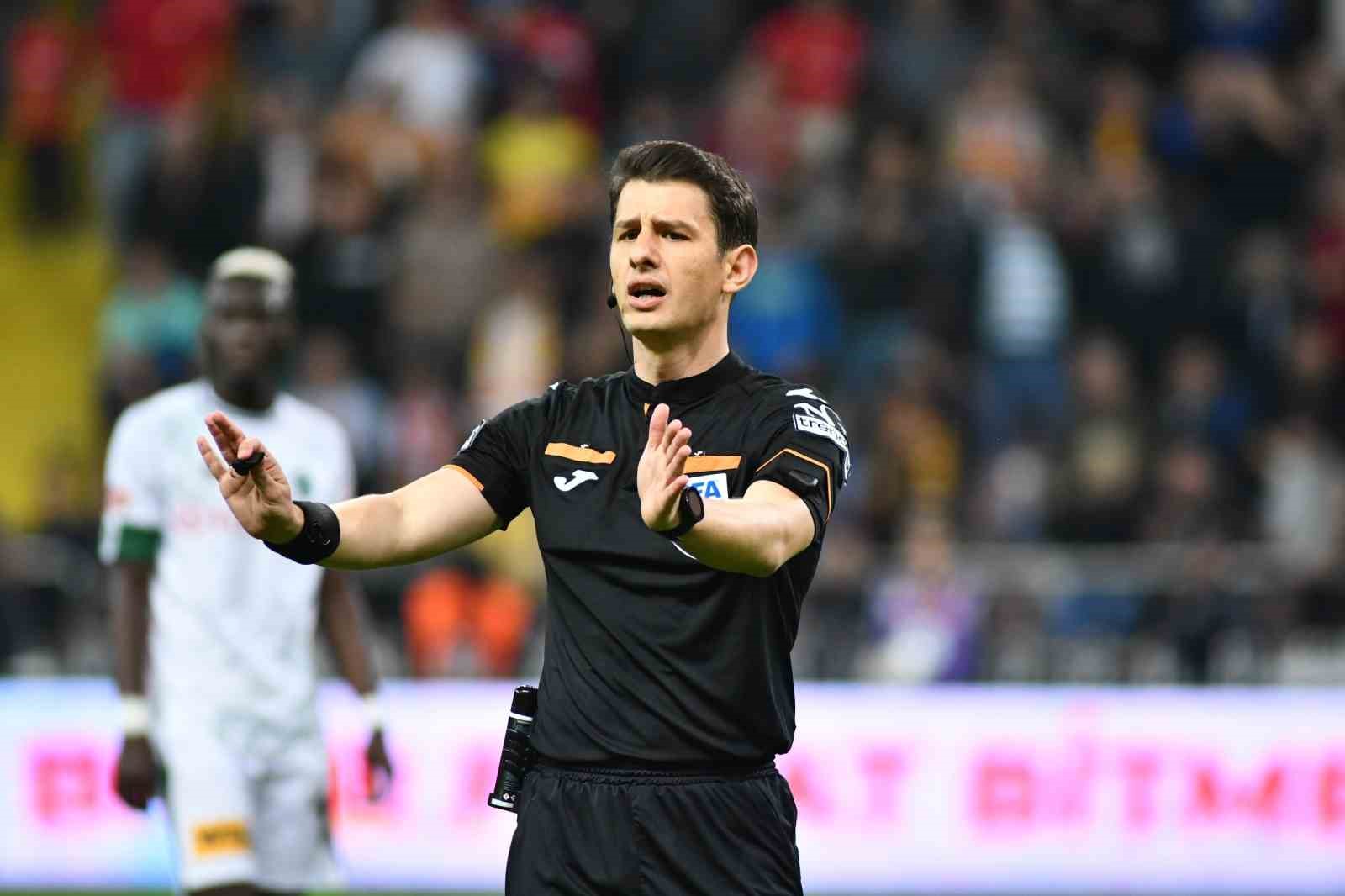  FIFA kokartlı Halil Umut Meler Kocaelispor-Fatih Karagümrük maçına atandı.