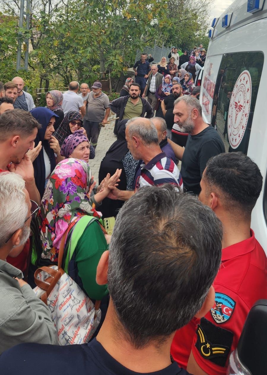 emekli öğretmen 14 saat sonra ormanda bulundu