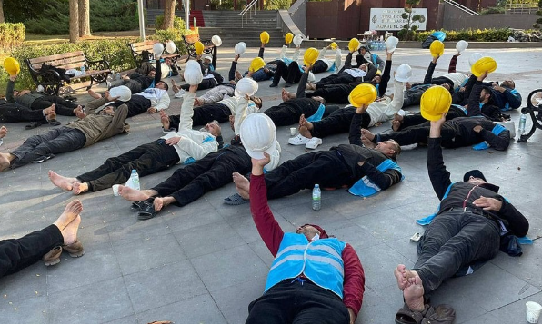 İSG önlemlerinin alınması ve ücret artışı talebiyle Manisa'nın Soma ilçesindeki