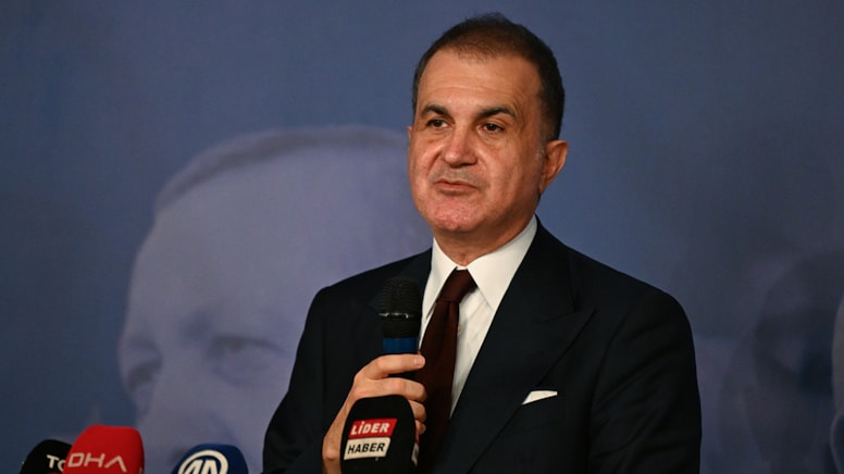 AK Parti Sözcüsü Ömer Çelik, İsrail'in Lübnan'a saldırılarıyla ilgili konuştu.