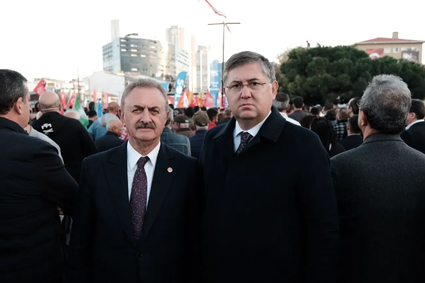 CHP Kocaeli Milletvekilleri Harun Özgür Yıldızlı ve Nail Çiler, gözaltına