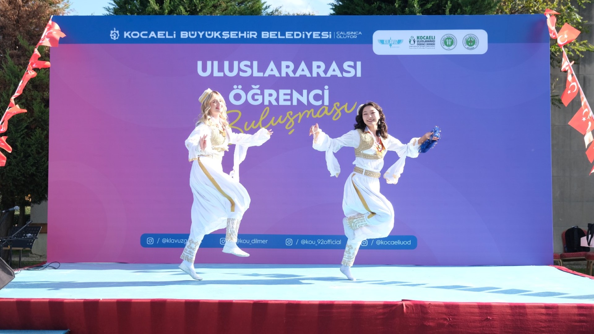 Kocaeli’de kültürel paylaşım günü: Yüzlerce yabancı öğrenci bir arada