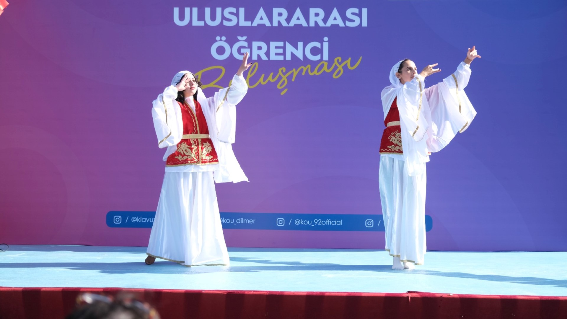 Kocaeli’de kültürel paylaşım günü: Yüzlerce yabancı öğrenci bir arada