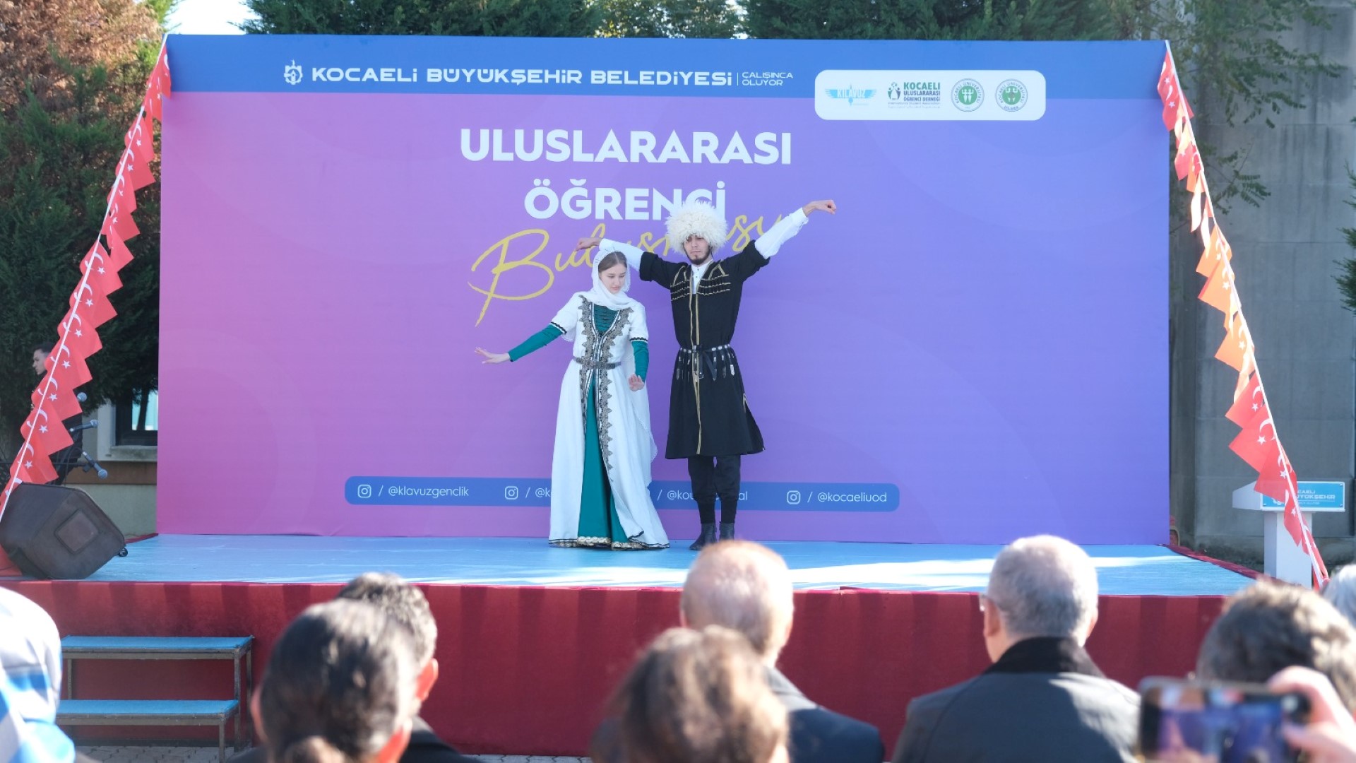 Kocaeli’de kültürel paylaşım günü: Yüzlerce yabancı öğrenci bir arada