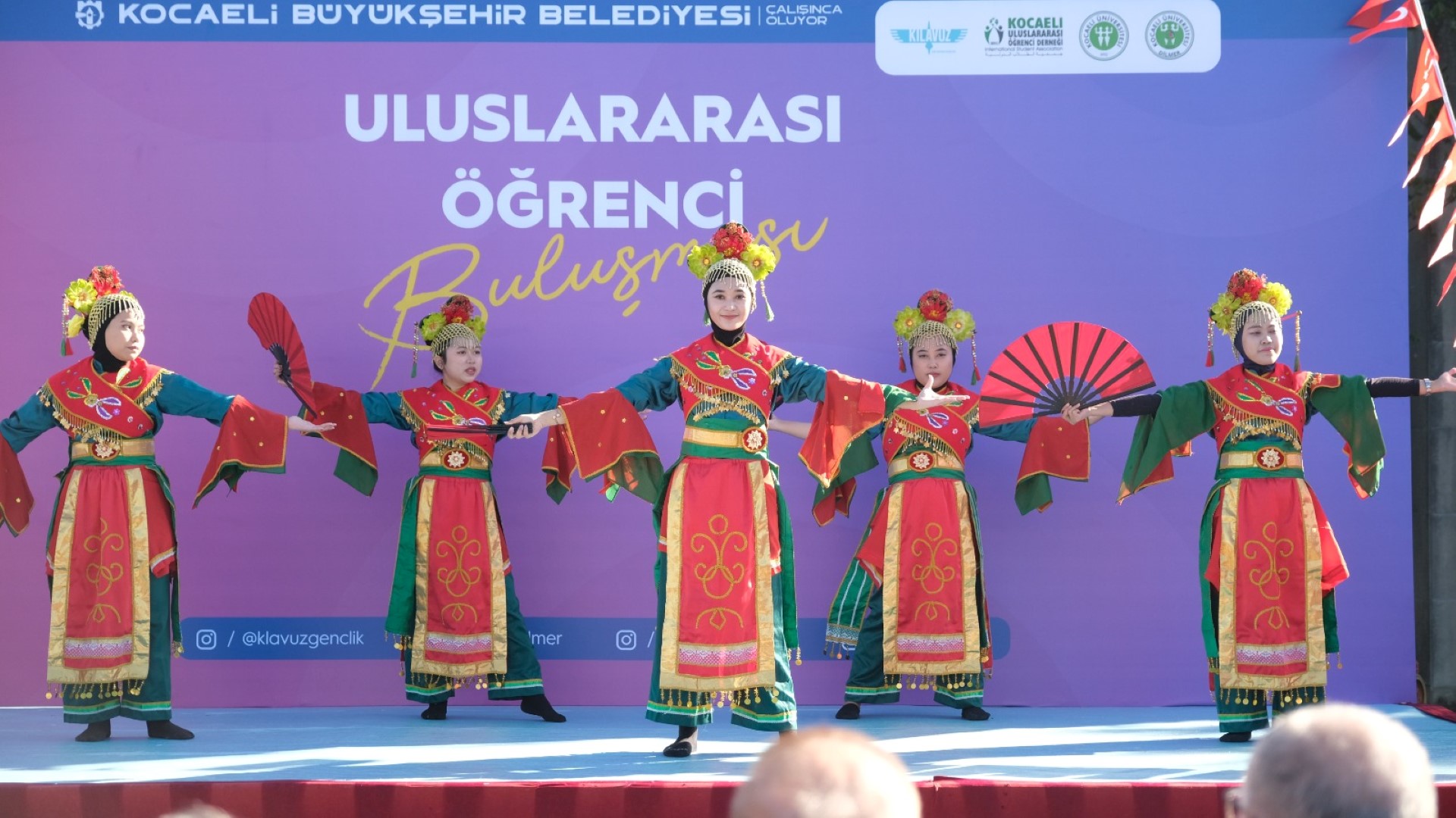 Kocaeli’de kültürel paylaşım günü: Yüzlerce yabancı öğrenci bir arada