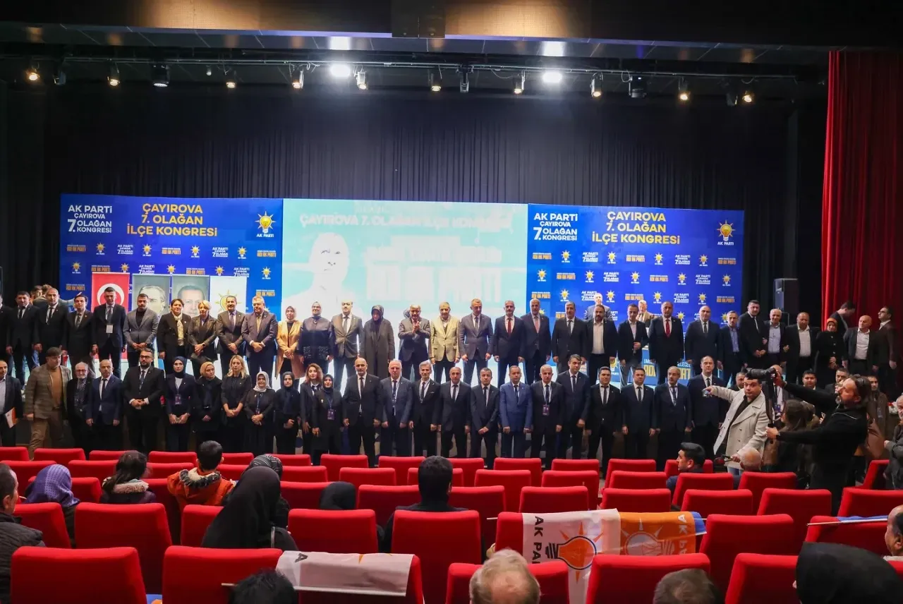 Bugün gerçekleştirilen kongre sonrası AK Parti Çayırova'da yeni yönetim belli