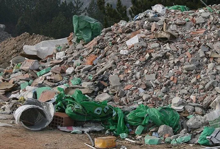 İzmit'te çevreyi kirletenlere 63 bin TL ceza kesilecek!