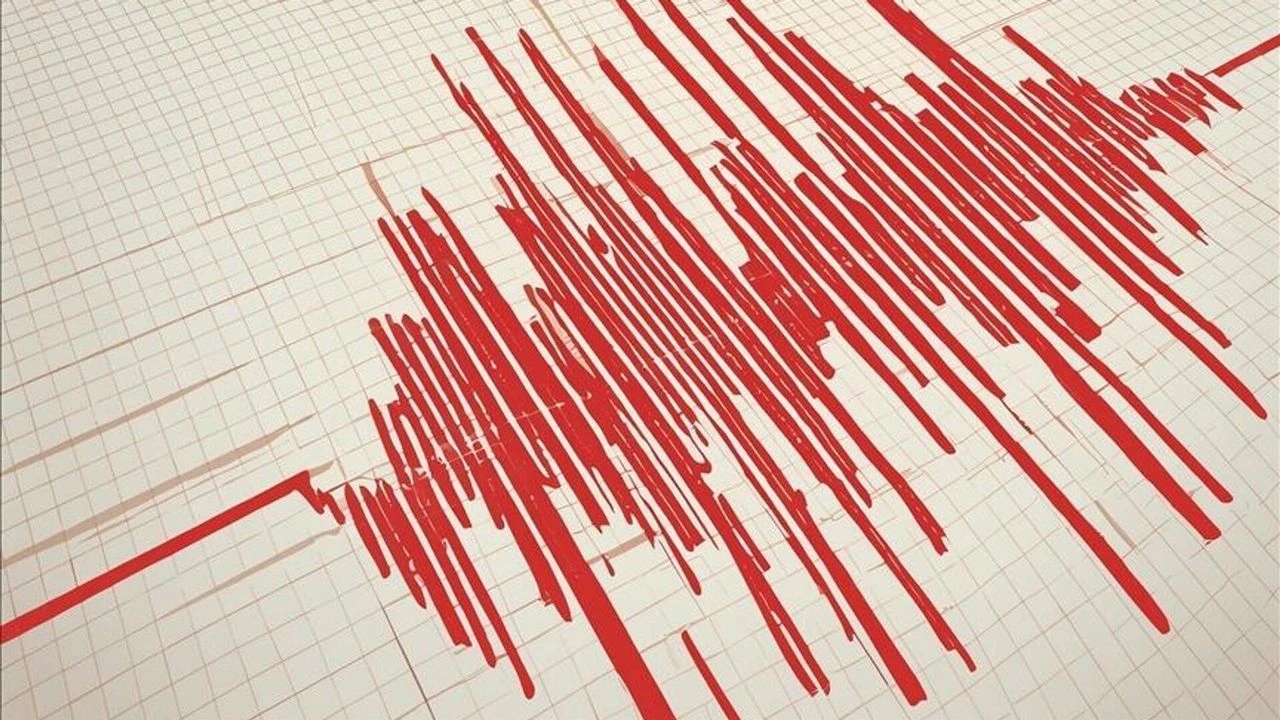 AFAD Malatya'nın Kale ilçesinde 3.6 büyüklüğünde bir deprem kaydetti.
