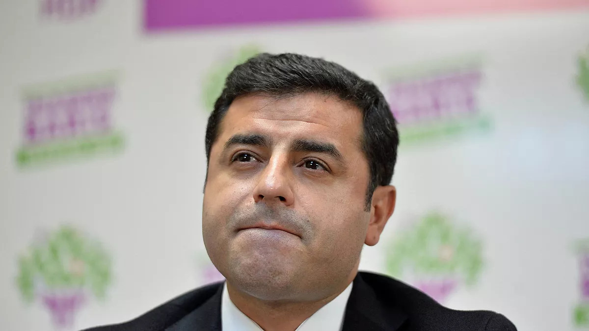 Selahattin Demirtaş'tan PKK'ya barış çağrısı