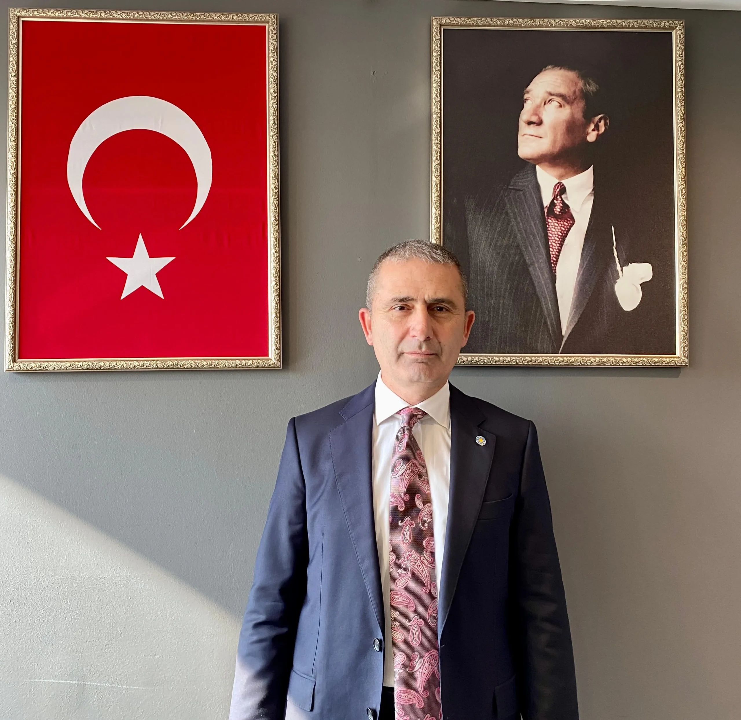 İYİ Parti Kocaeli İl Başkanı Av. M. Kamil Şirin, grevlerin