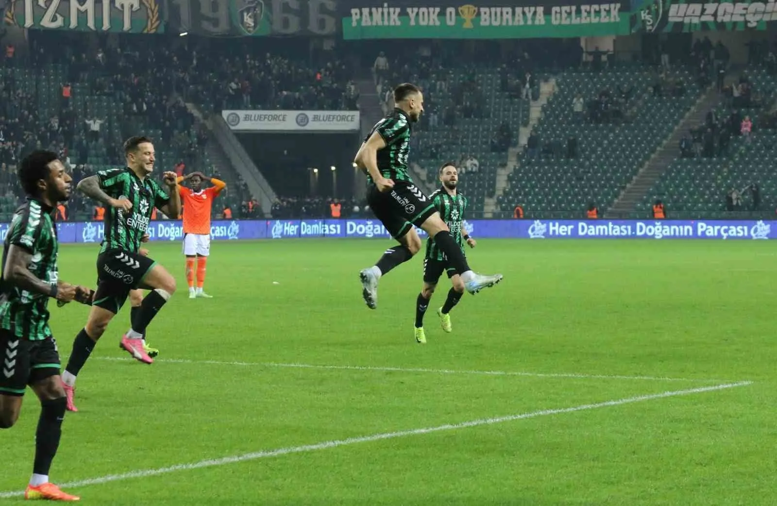 Kocaelispor'da kadro kalitesi arttı ancak karne henüz değişmedi! 14 haftada 29 puan...